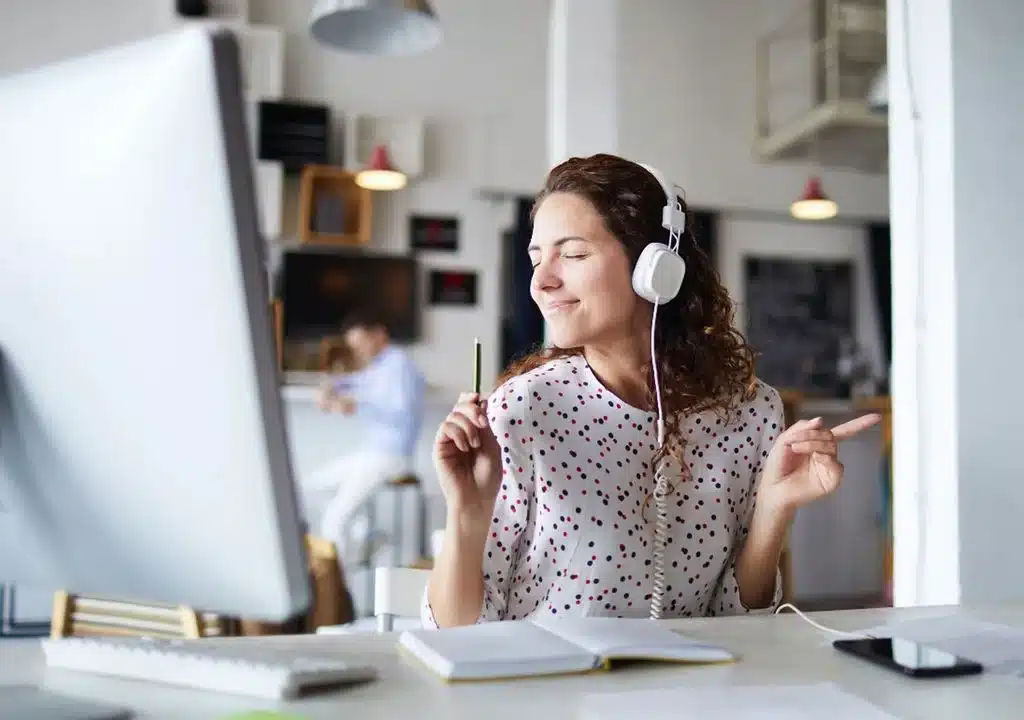 Descubre el poder de escuchar sin pagar