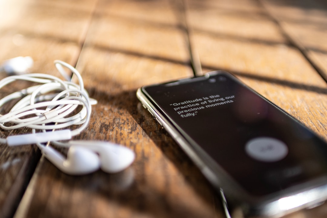 Aplicación móvil para escuchar emisoras de radio en vivo